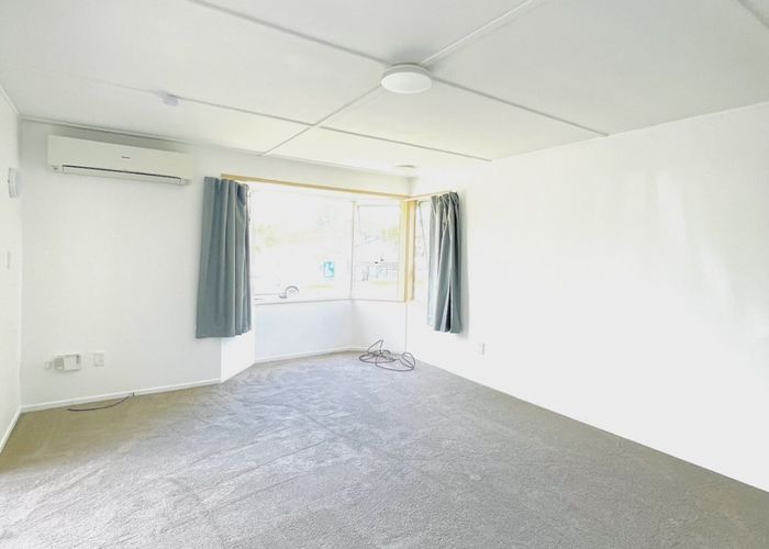  at 32 Blanche Way, Half Moon Bay, Auckland