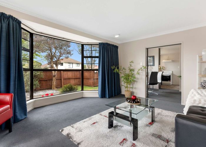  at 1/37 Karnak Crescent, Russley, Christchurch