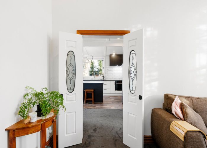  at 84 Albert Street, Hamilton East, Hamilton