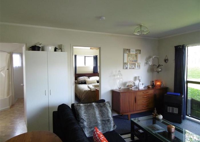  at 1a Walnut Lane, Browns Bay, North Shore City, Auckland