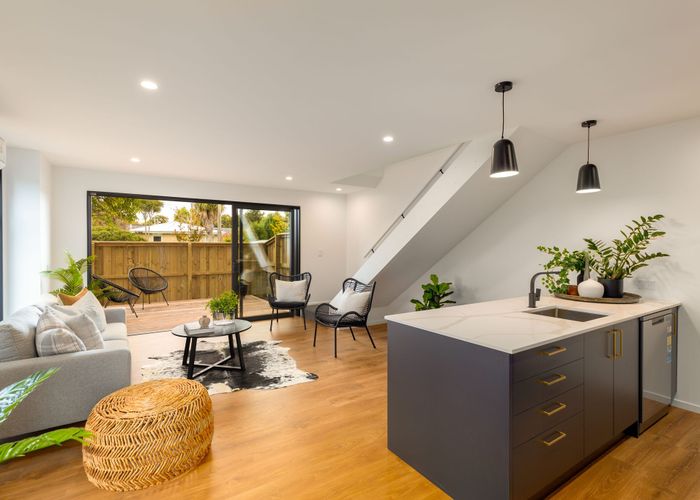 at 1/206 Geraldine Street, Edgeware, Christchurch