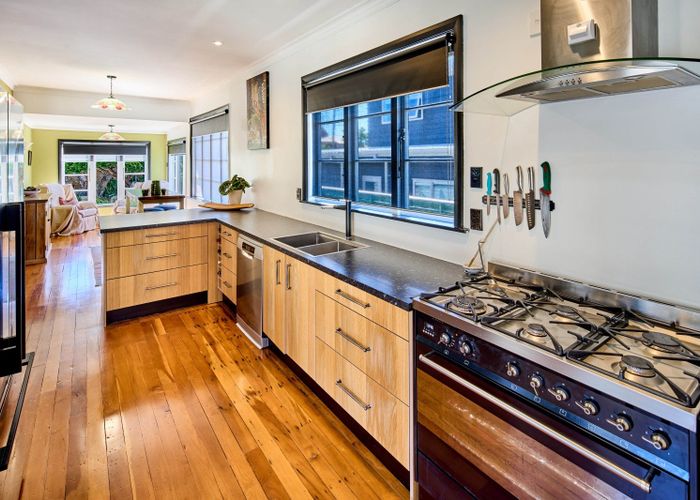  at 135 Seaview Road, Paraparaumu Beach, Paraparaumu
