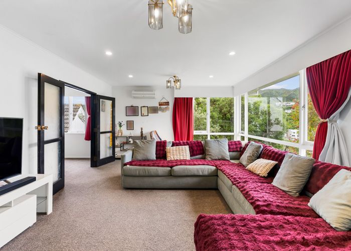  at 10 Woodhouse Avenue, Karori, Wellington, Wellington