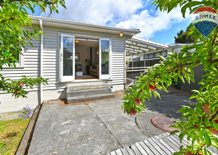  at 36 Holborn Drive, Stokes Valley, Lower Hutt