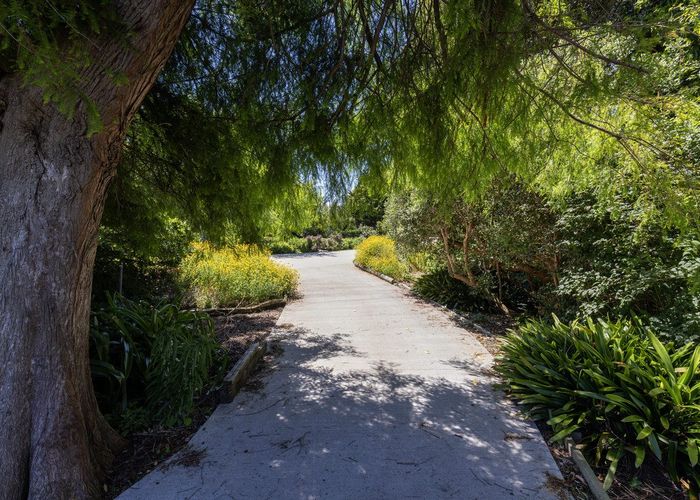  at 90 Kiwi Road, Raumati Beach, Paraparaumu