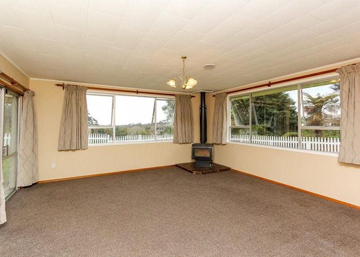  at 114 Huatoki Street, Frankleigh Park, New Plymouth