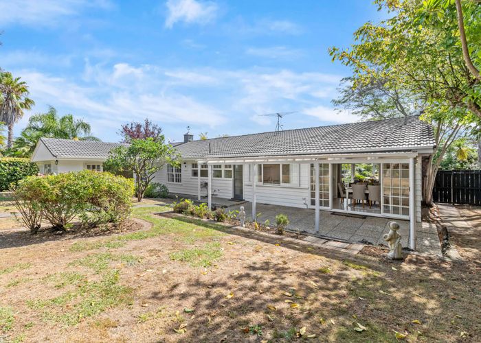  at 12 Holly Way, Sunnyhills, Auckland