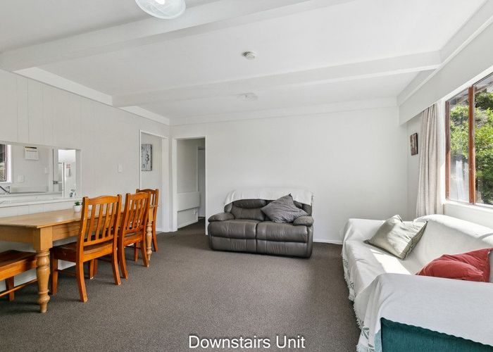  at 2, 20 Southern Cross Crescent, Island Bay, Wellington, Wellington