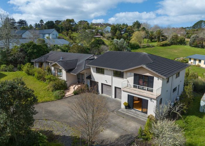  at 42 Chester Avenue, Greenhithe, Auckland