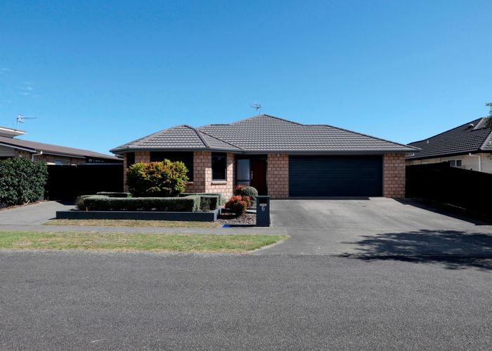  at 6 Trusham Court, Paraparaumu