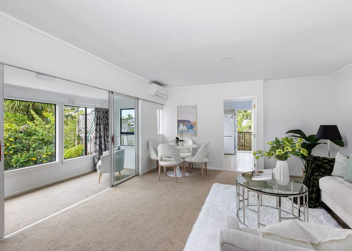  at 18b Glamorgan Drive, Torbay, North Shore City, Auckland