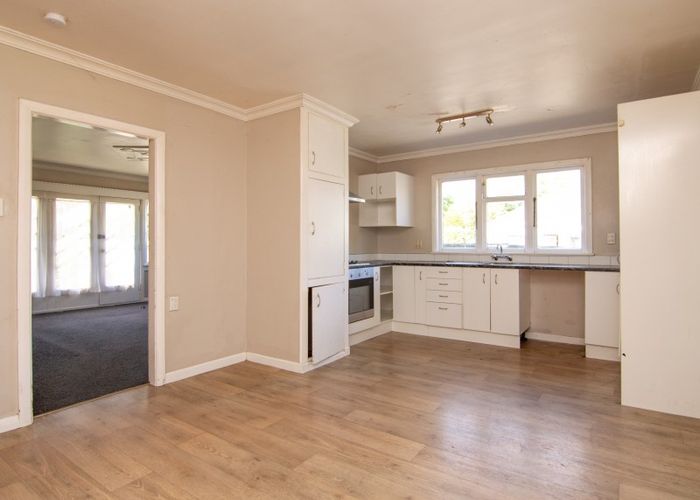  at 10 Pahiatua Street, Hokowhitu, Palmerston North