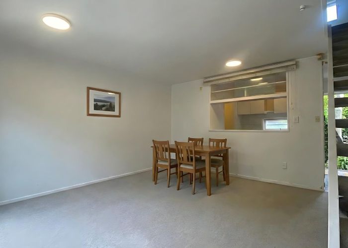  at 4/40 Moana Ave, One Tree Hill, Auckland City, Auckland