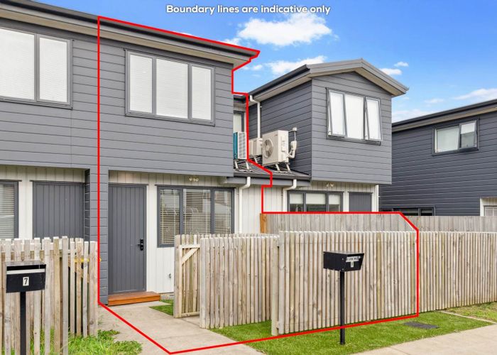  at 9 Serpent Road, Flat Bush, Manukau City, Auckland