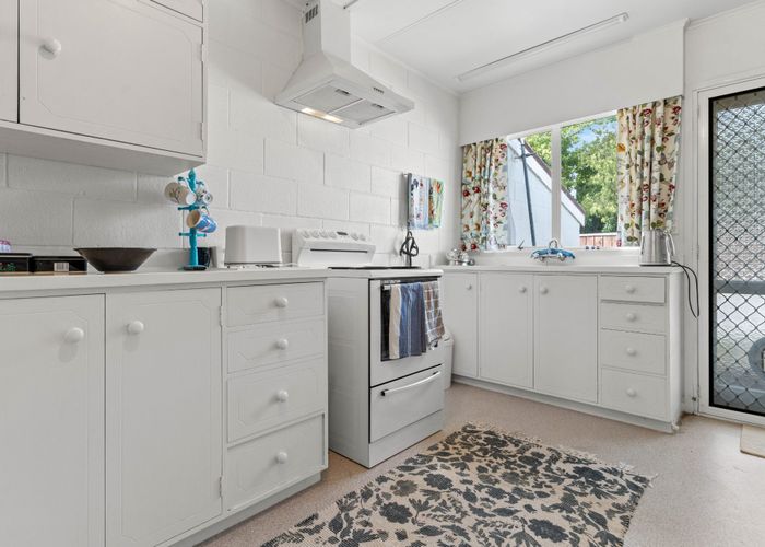  at 24B First Street, Lansdowne, Masterton