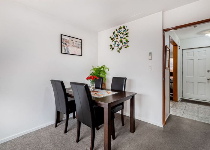  at 4/30 Picton Avenue, Riccarton, Christchurch