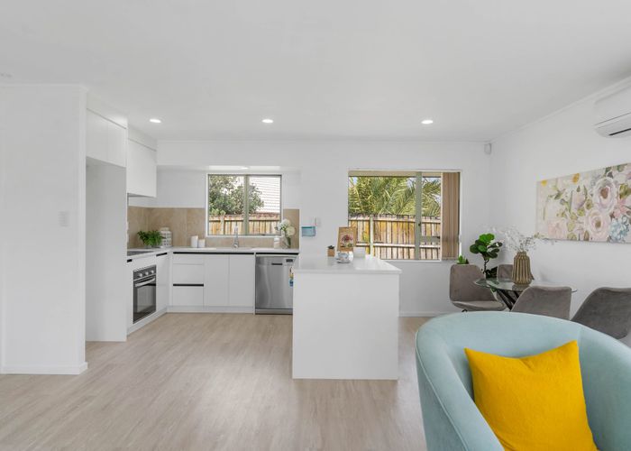  at 4 Dowd Place, Flat Bush, Auckland