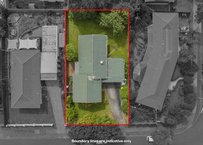  at 3 Jillteresa Crescent, Half Moon Bay, Auckland