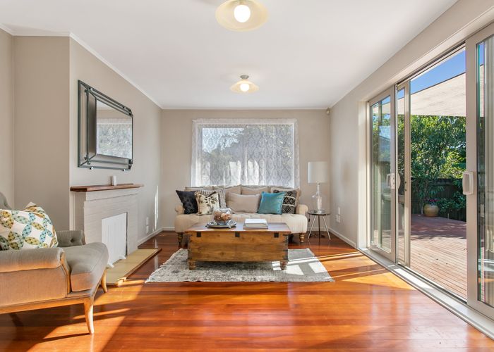  at 216A Riverside Avenue, Point England, Auckland