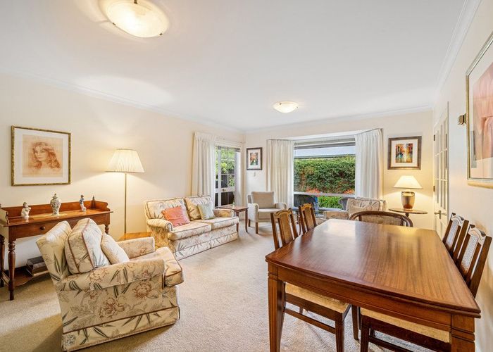  at 2/27 Hamilton Avenue, Ilam, Christchurch