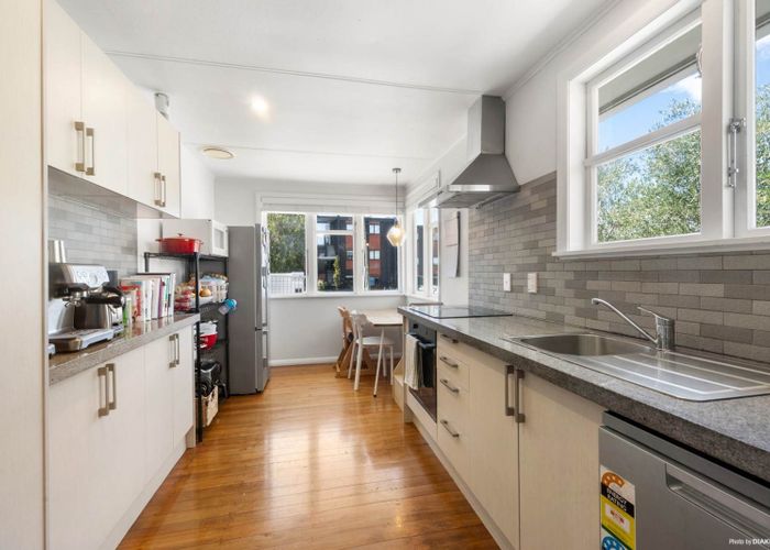  at 35 Apirana Avenue, Glen Innes, Auckland City, Auckland