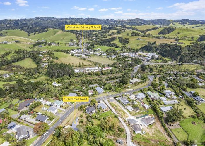  at 19 Mcentee Road, Waitakere, Auckland