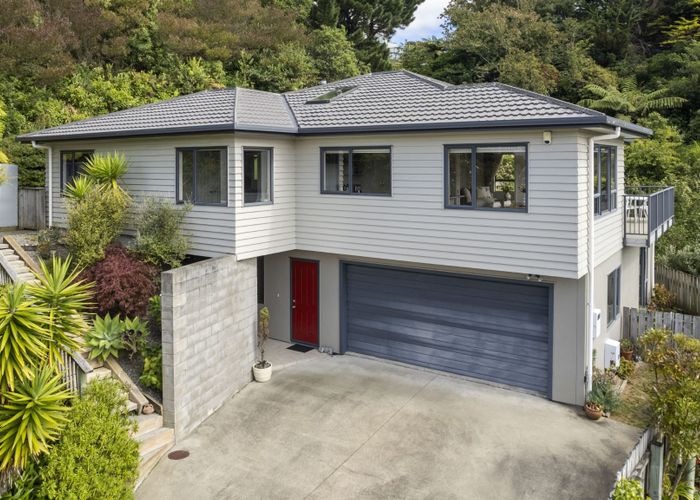  at 111 Churton Drive, Churton Park, Wellington