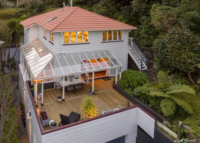  at 15 Easdale Street, Kelburn, Wellington