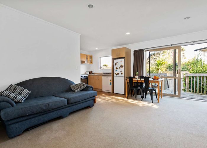  at 21C Ribblesdale Road, Henderson, Auckland