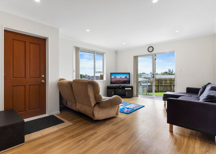  at 2 Richard Halse Drive, Manurewa, Auckland