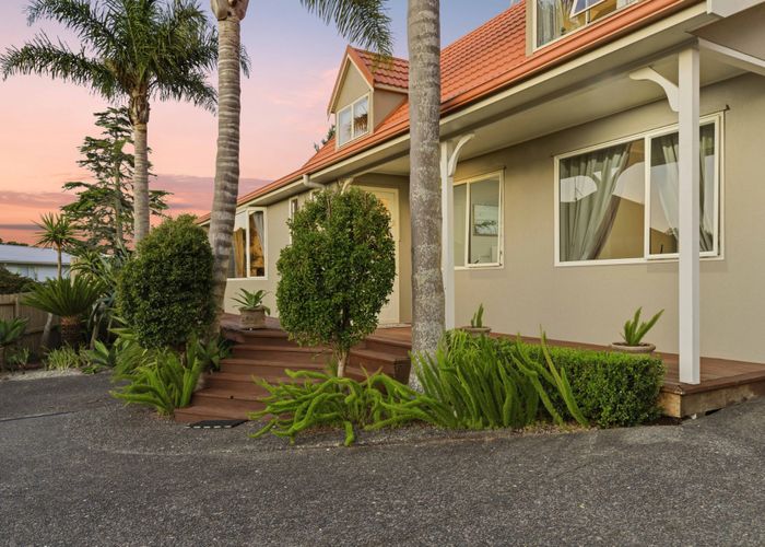  at 5 Summerfield Lane, Albany, North Shore City, Auckland