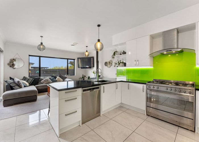  at 5 Crabapple Close, Milson, Palmerston North