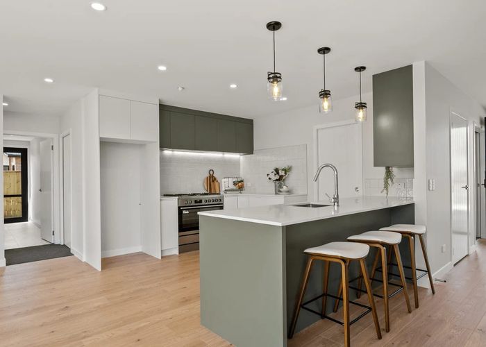  at 111 MCLARIN ROAD "KAHAWAI POINT", Glenbrook, Franklin, Auckland