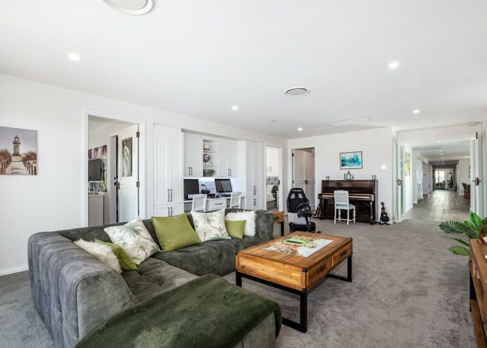  at 87 Rutherford Drive, Waikanae Beach, Kapiti Coast, Wellington