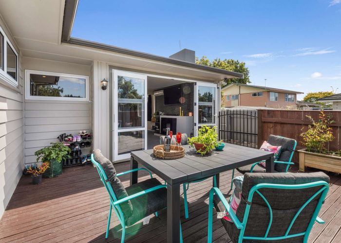  at 4 Aspiring Avenue, Milson, Palmerston North