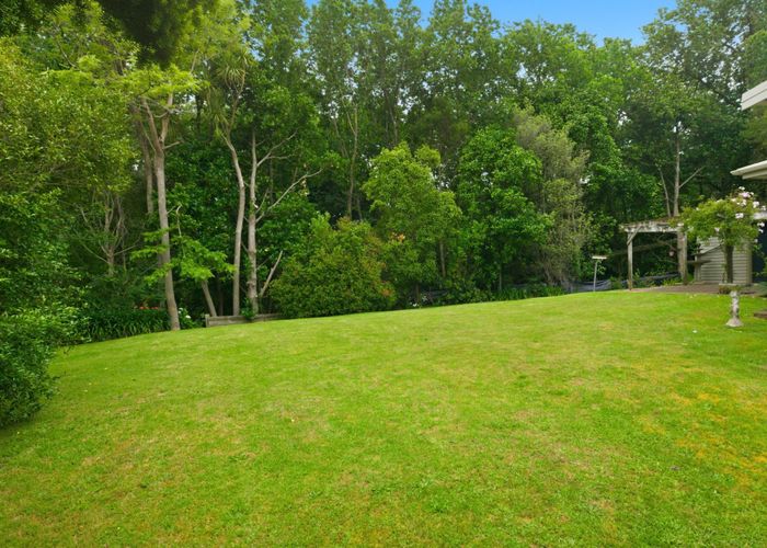  at 2 Kohutuhutu Road, Raumati Beach, Kapiti Coast, Wellington