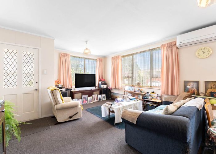  at 52a Butterworth Drive, Glendene, Waitakere City, Auckland