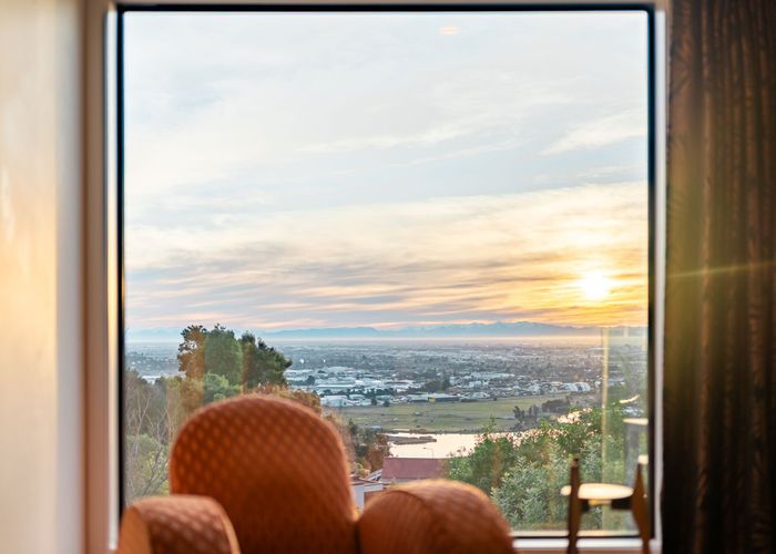  at 245 Cannon Hill Crescent, Mount Pleasant, Christchurch City, Canterbury