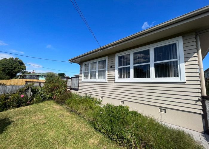  at 20 Harrington Road, Henderson, Waitakere City, Auckland