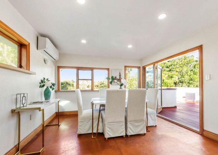  at 92 Mount Royal Avenue, Mount Albert, Auckland