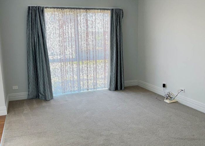  at 2 Cahir Place, Flat Bush, Manukau City, Auckland