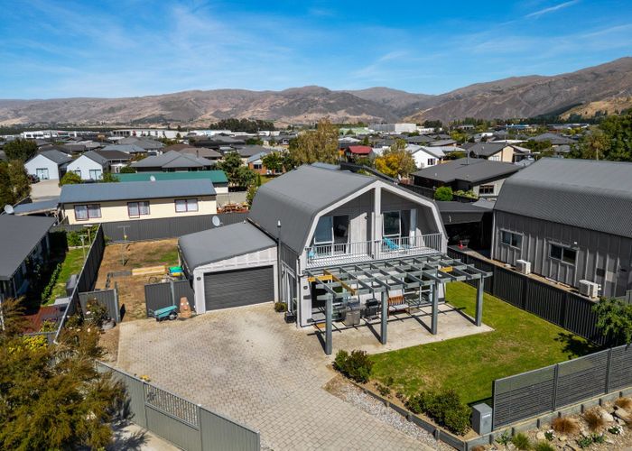  at 9 Austral Place, Cromwell, Cromwell