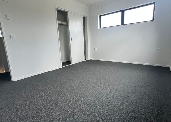  at 2 Adel Place, Weymouth, Manukau City, Auckland