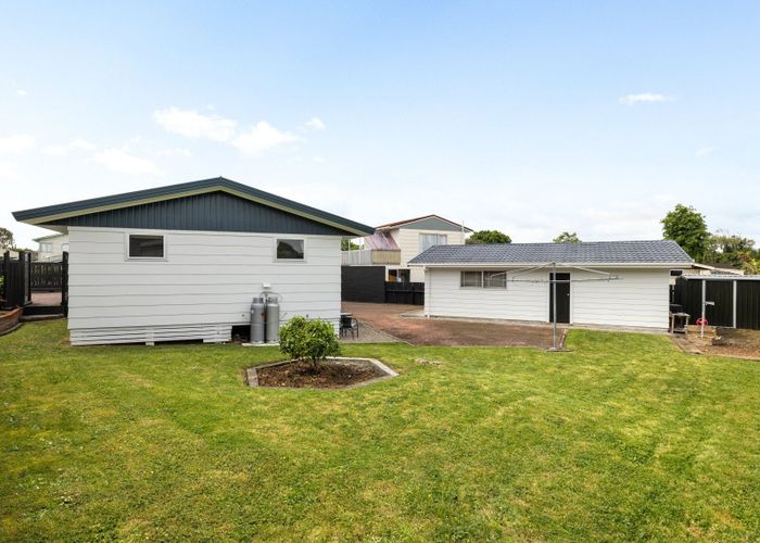  at 7 Mountbatten Place, Dinsdale, Hamilton