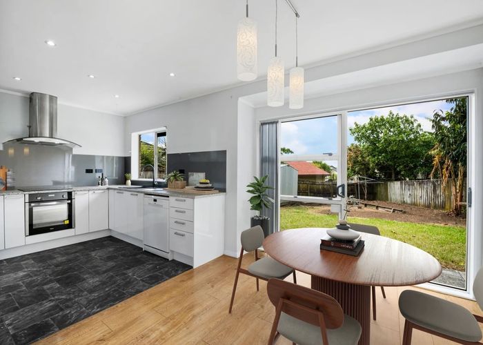 at 1 Skelton Avenue, Randwick Park, Manukau City, Auckland