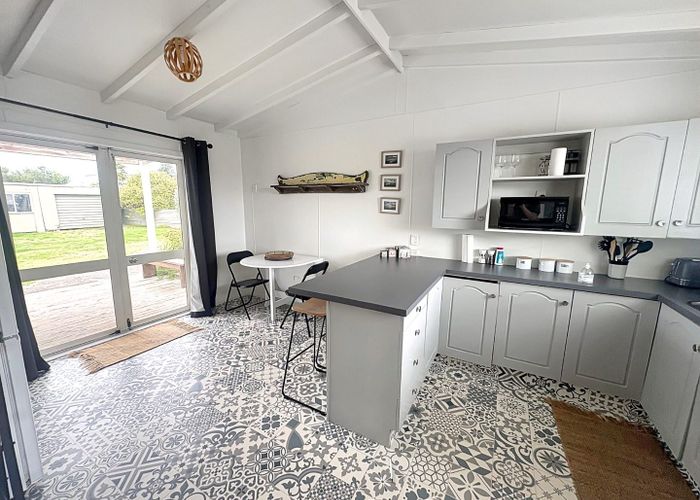  at 4 Dawick Street, Foxton Beach, Horowhenua, Manawatu / Whanganui