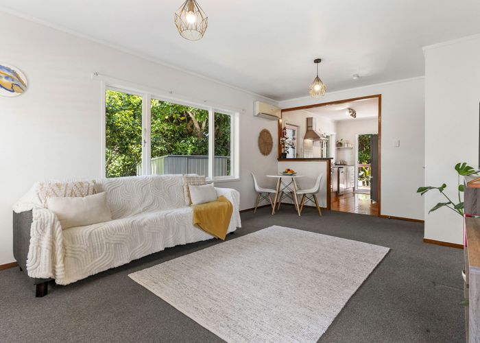  at 8/7 Lydia Avenue, Northcote, North Shore City, Auckland