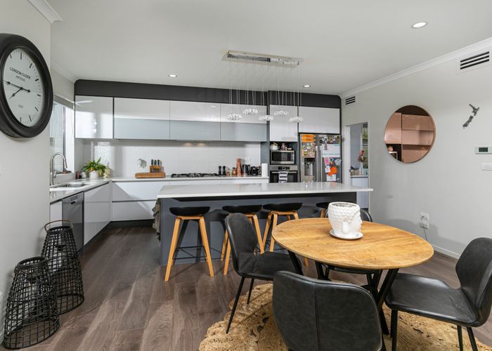  at 3 Santorini Rise, Bayview, Auckland