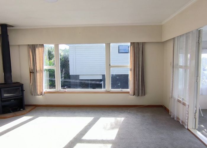  at 65a Uxbridge Rd, Mellons Bay, Manukau City, Auckland