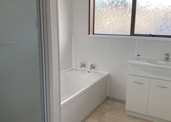  at 2 Gordon Street, Kurow, Kurow